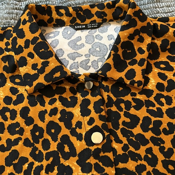 Medium SHEIN Leopard Print Jacket - Picture 2 of 4